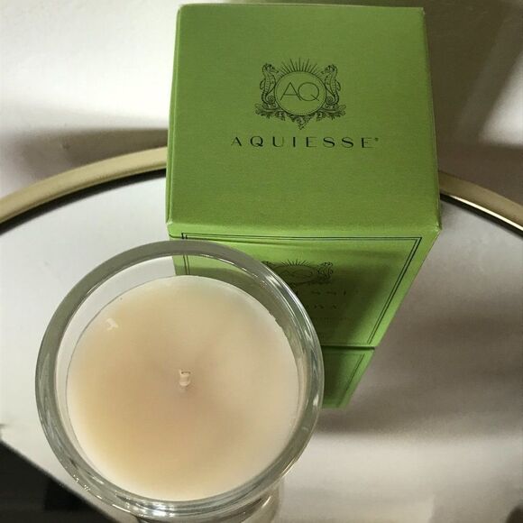 Aquiesse Cherimoya Luxury Scented Candle 6.5 oz - Picture 2 of 2